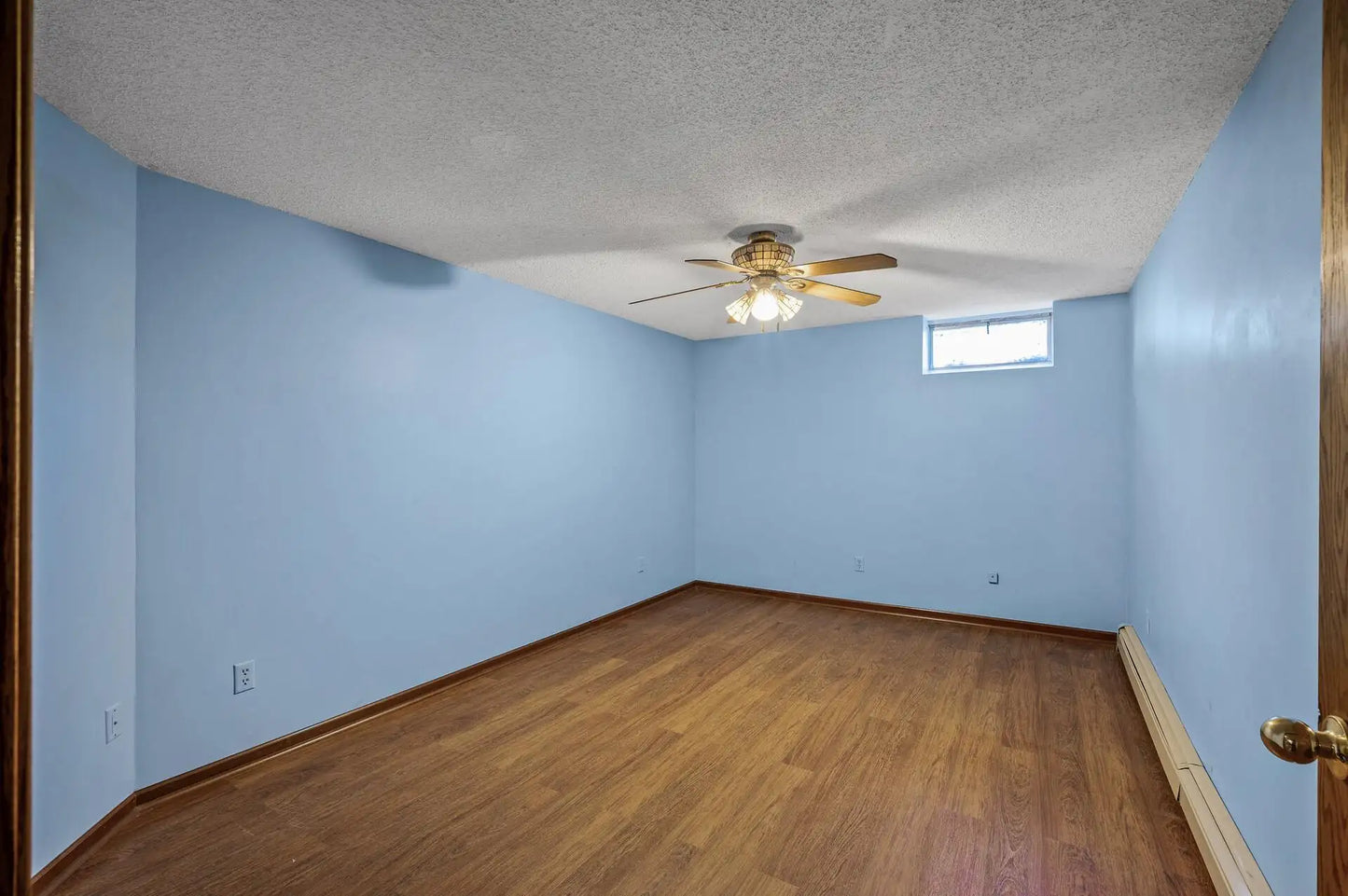 4241 Clark Circle, Vadnais Heights, MN 55127