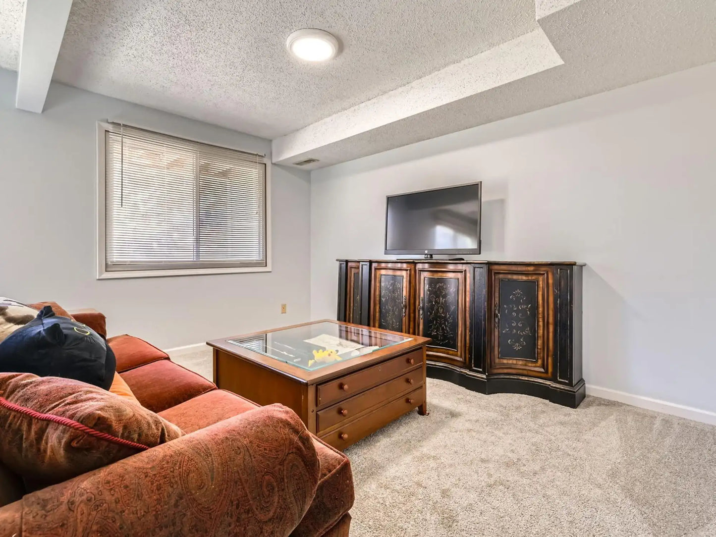 1082 Amble Drive, Shoreview, MN 55126