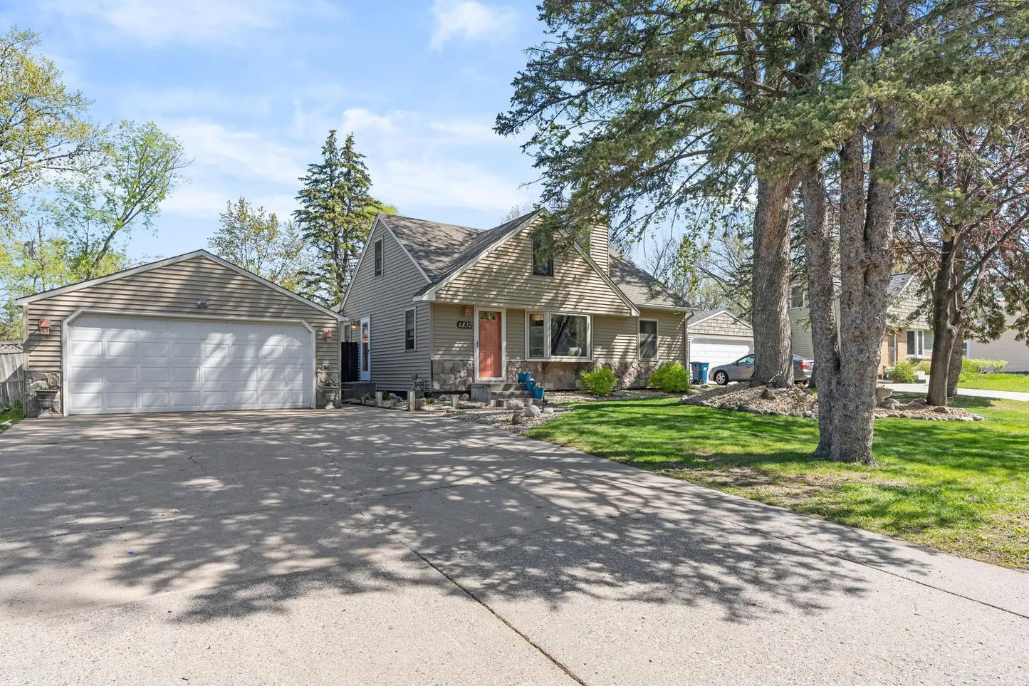 1832 Cedar Drive, New Brighton, MN 55112