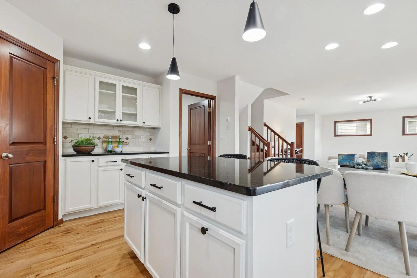16281 Tahinka Court, Prior Lake, MN 55372