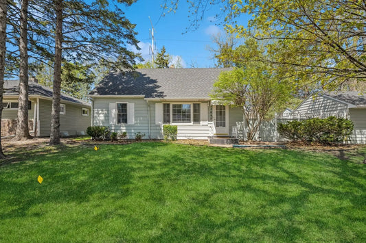 1645 Rose Place, Roseville, MN 55113