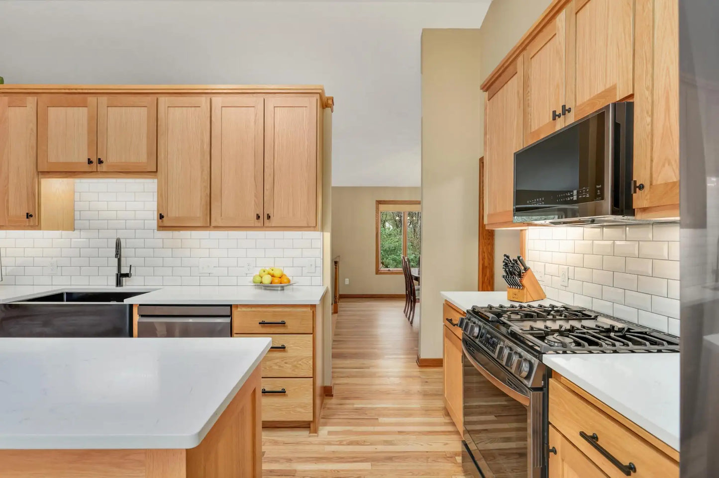 20503 Juno Trail, Lakeville, MN 55044