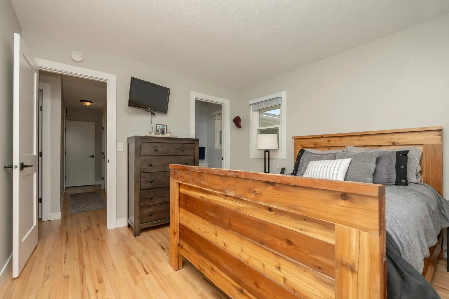 3333 Hillsboro Avenue, New Hope, MN 55427