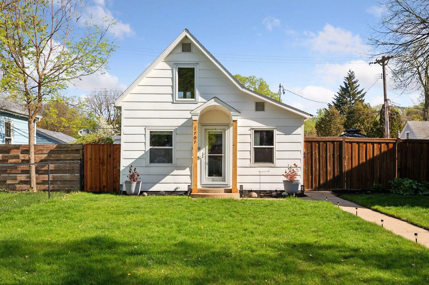 1707 Sheridan Avenue, Saint Paul, MN 55116