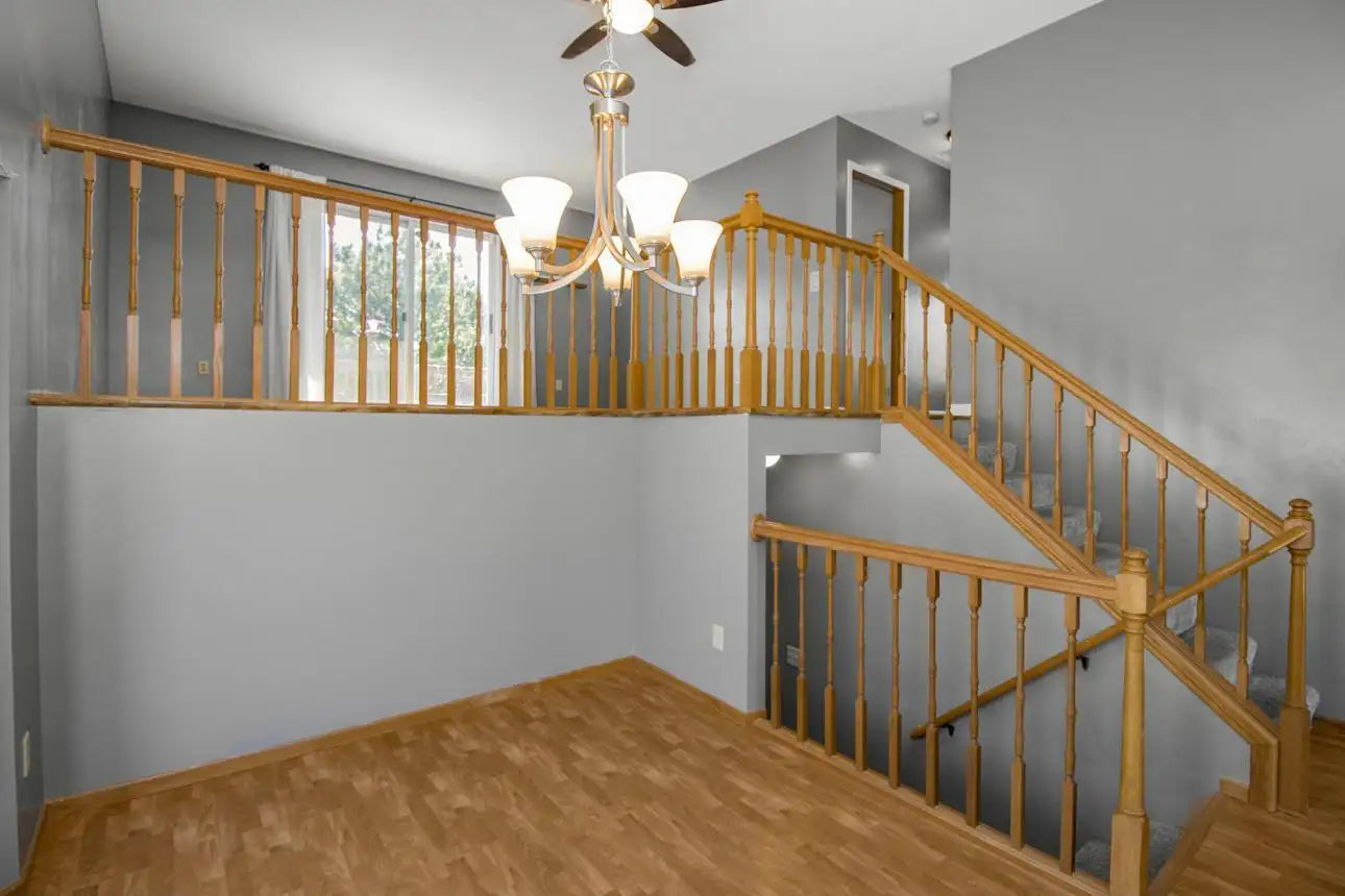 4975 Heather Ridge Road, Oakdale, MN 55128