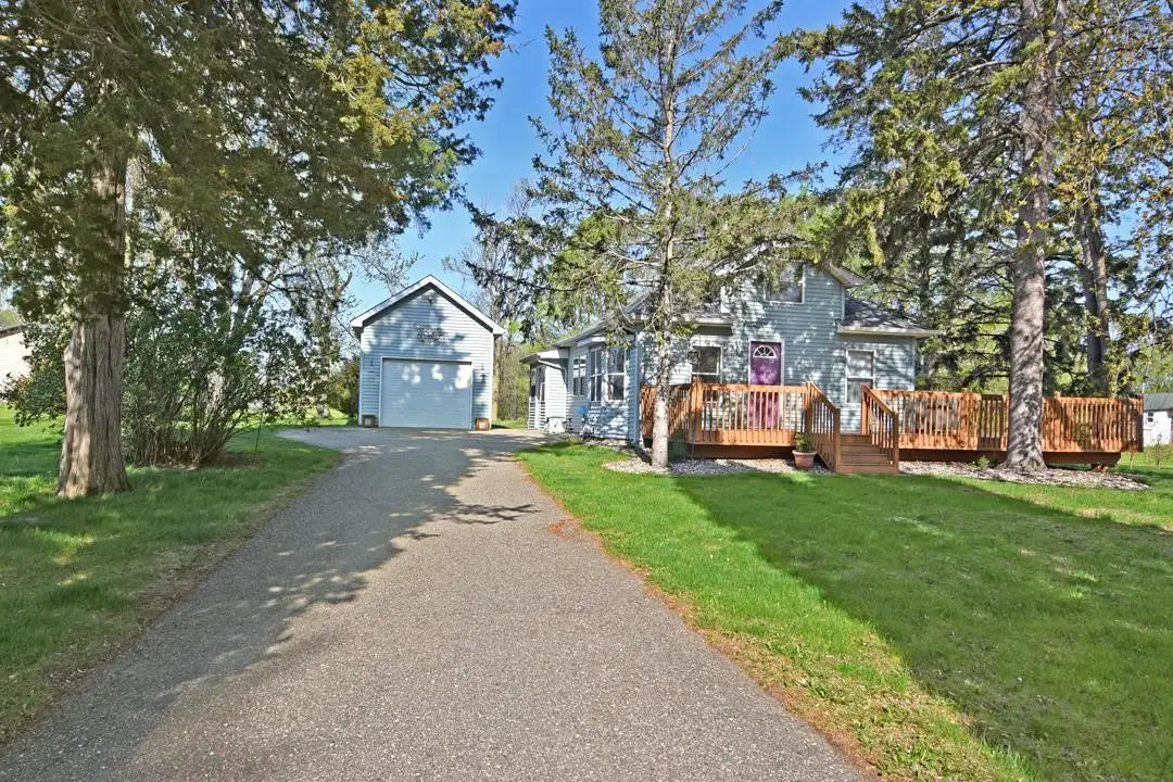 261 Fairhaven Avenue, South Haven, MN 55382