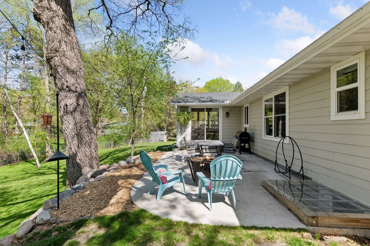 7182 Harold Avenue, Golden Valley, MN 55427