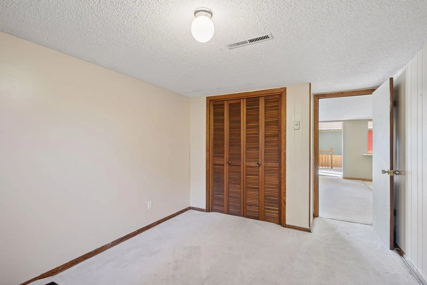 140 Bluff Street, Clearwater, MN 55320