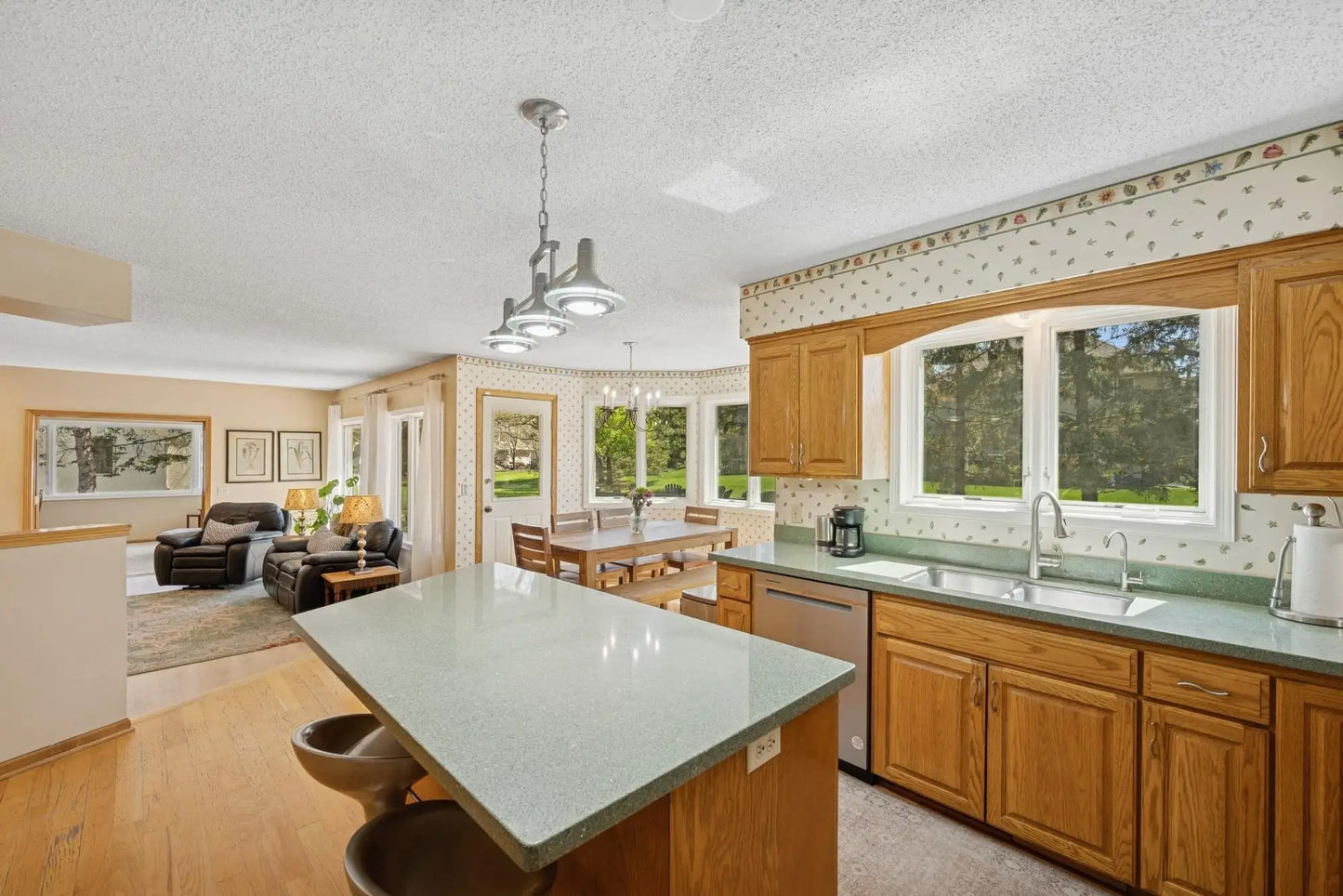 1284 Royal Oaks Drive, Shoreview, MN 55126