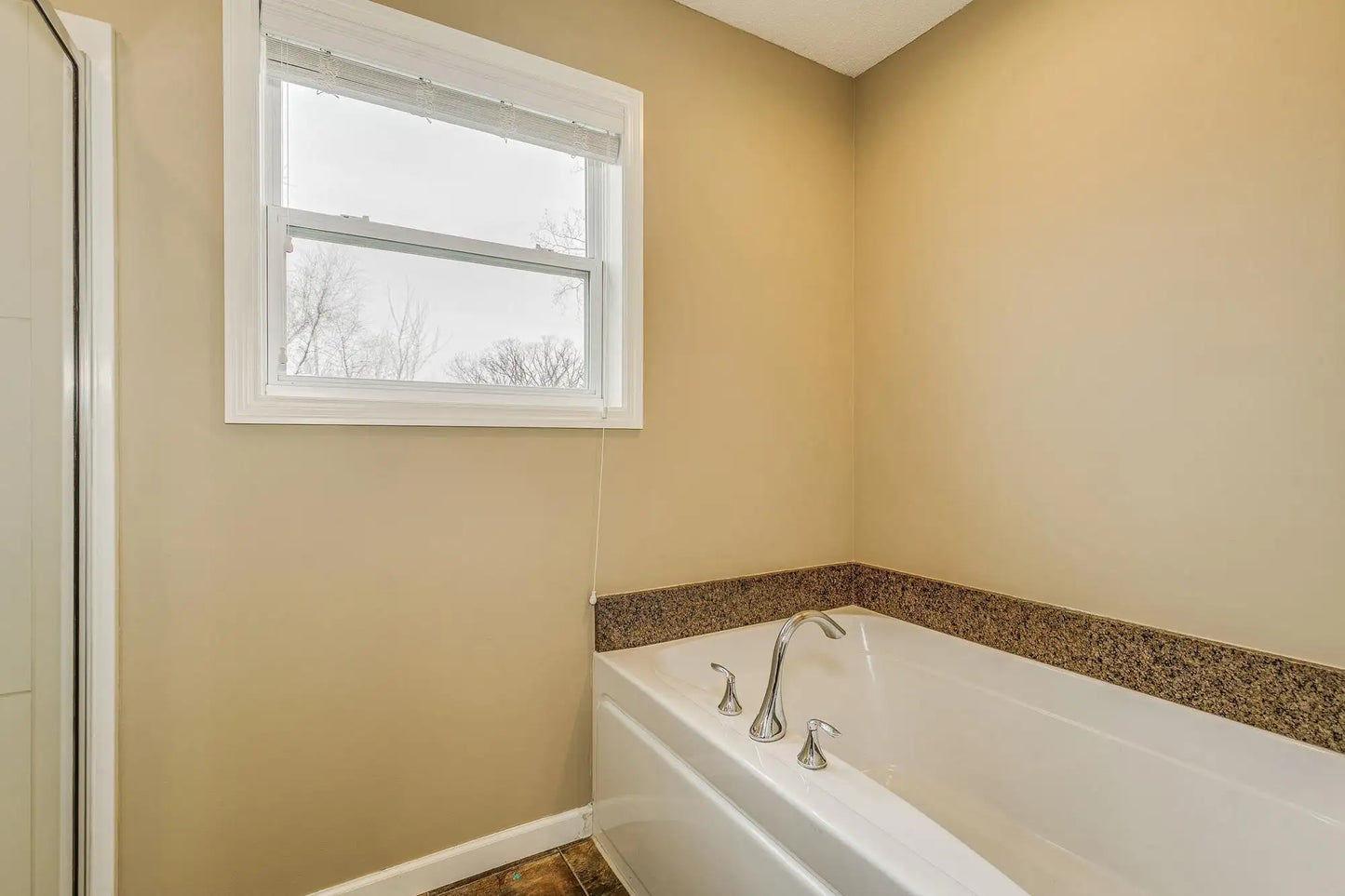 4947 Hamlet Avenue, Oakdale, MN 55128