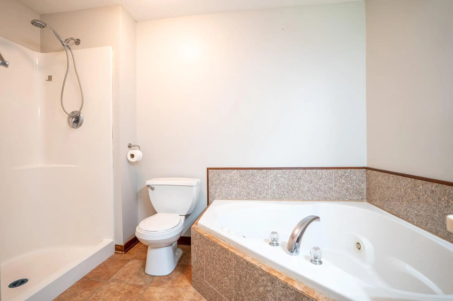 1550 Lincoln Park Drive, South Saint Paul, MN 55075