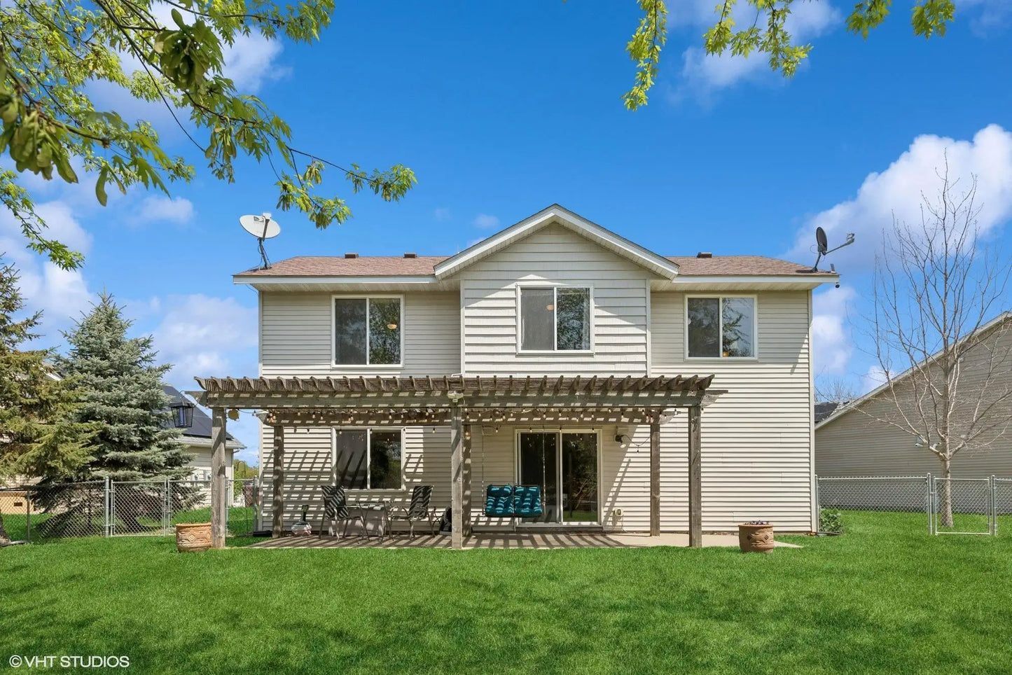 21271 Ilavista Way, Lakeville, MN 55044