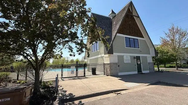 4765 Victor Path, Hugo, MN 55038