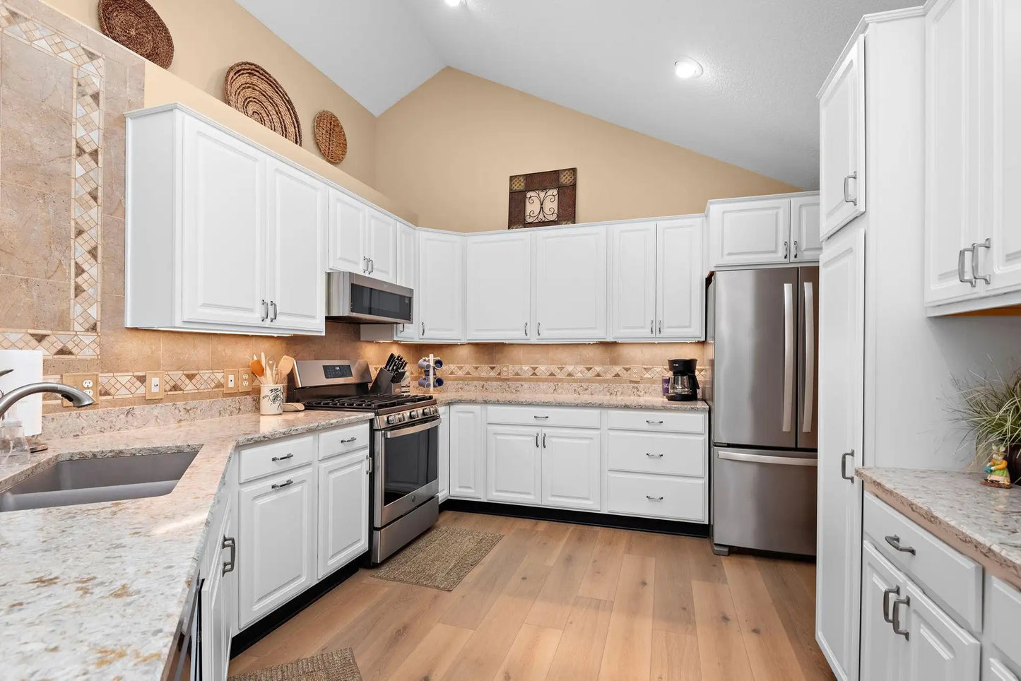 24211 Rivers Edge Road, Rogers, MN 55374