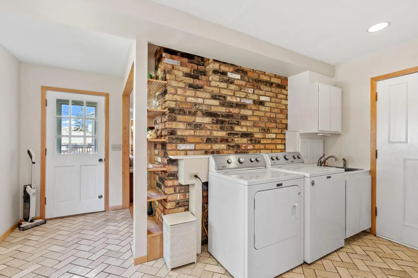 1690 Tioga Boulevard, New Brighton, MN 55112