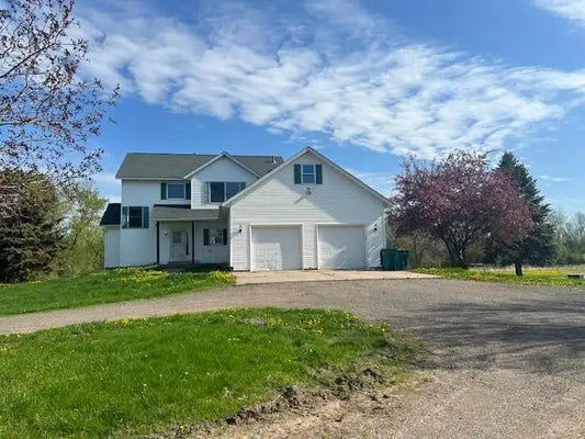 13774 Furuby Road, Center City, MN 55012