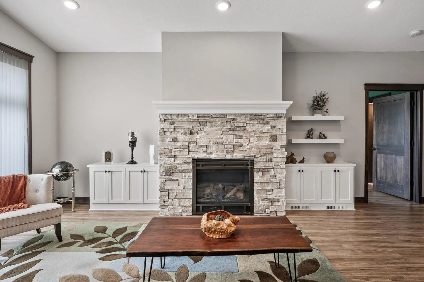 31686 Newport Curve, Lindstrom, MN 55045