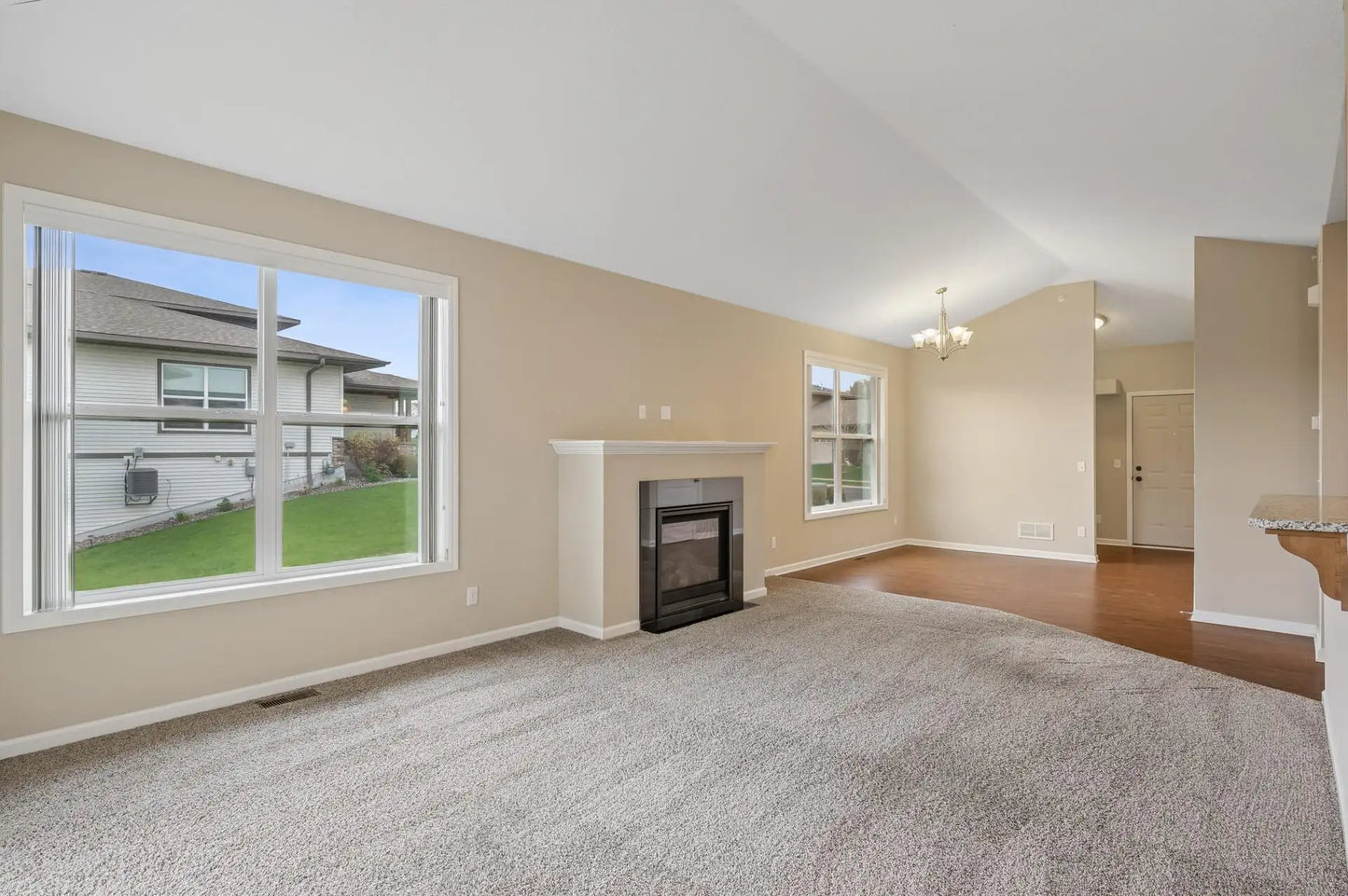1323 Lylewood Parkway, Carver, MN 55315