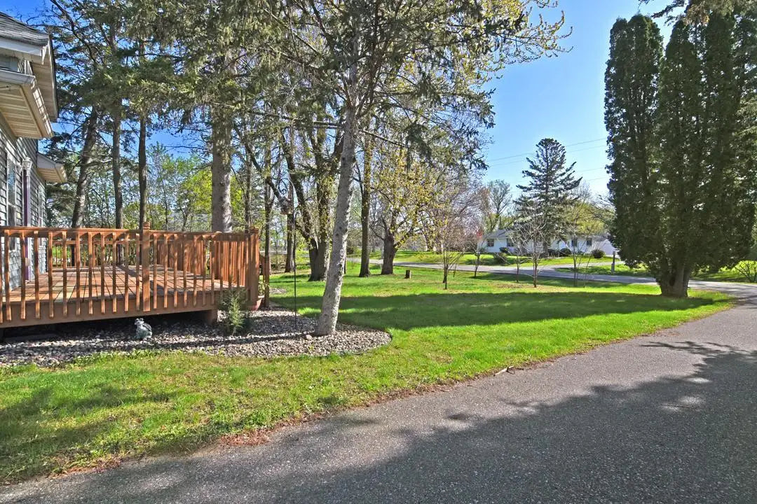 261 Fairhaven Avenue, South Haven, MN 55382