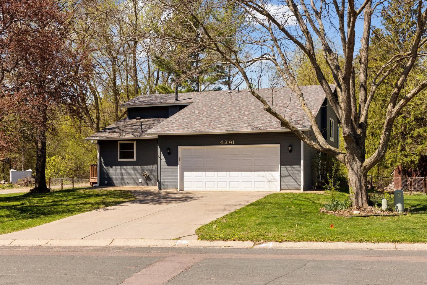 4291 Augusta Lane, Eagan, MN 55123
