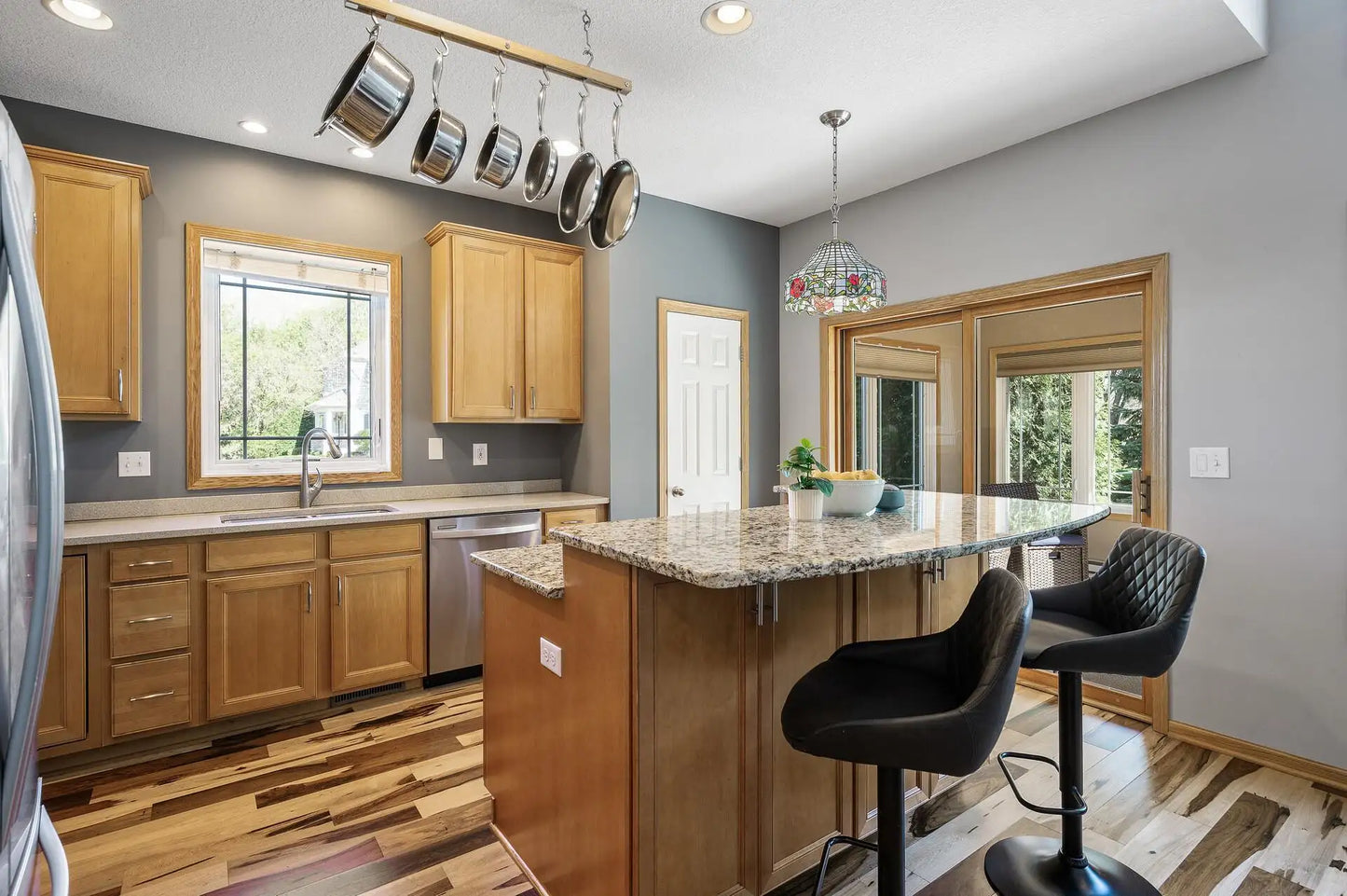 10531 Bay View Lane, Woodbury, MN 55129