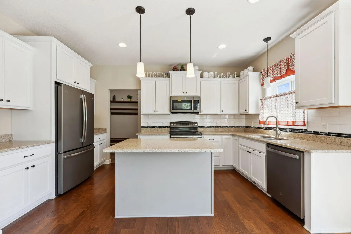 7257 Vervoort Lane, Eden Prairie, MN 55346