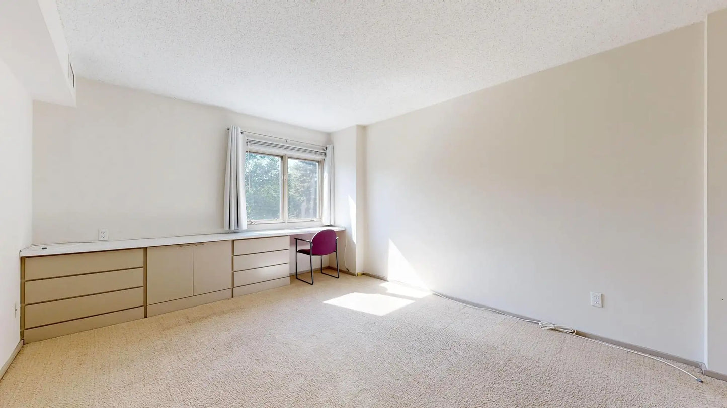 210 Grant Street, Minneapolis, MN 55403