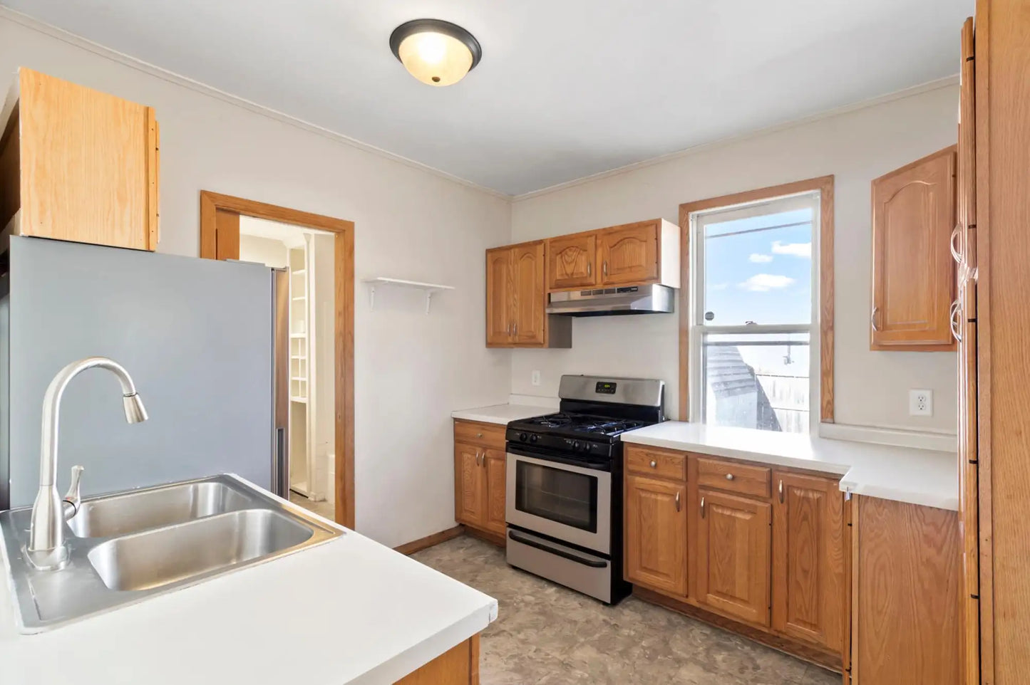 1852 Quincy Street, Minneapolis, MN 55418