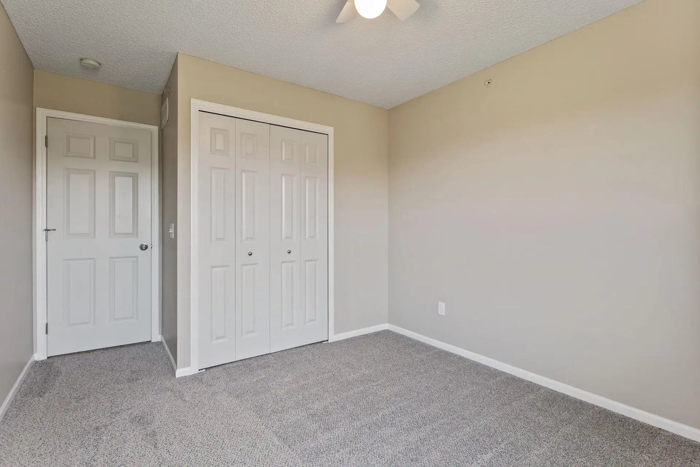 3611 Hazel Trail, Woodbury, MN 55129