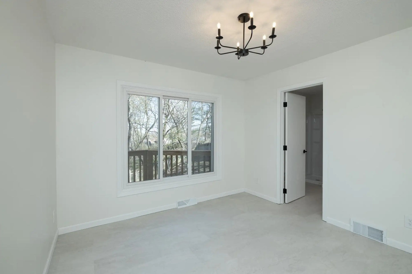 15017 Oakland Avenue, Burnsville, MN 55306