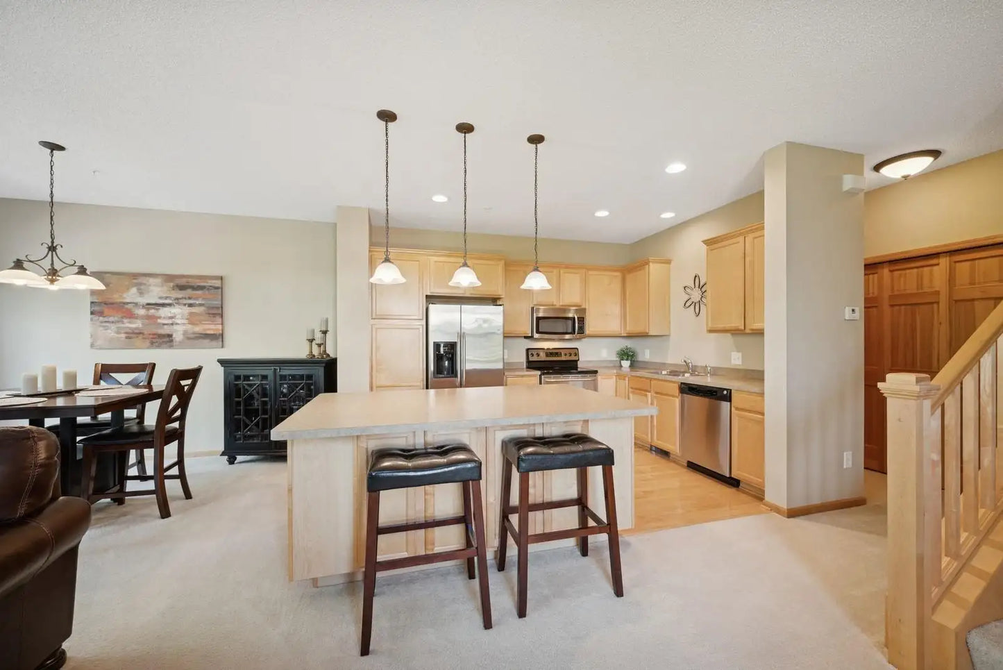 4765 Victor Path, Hugo, MN 55038