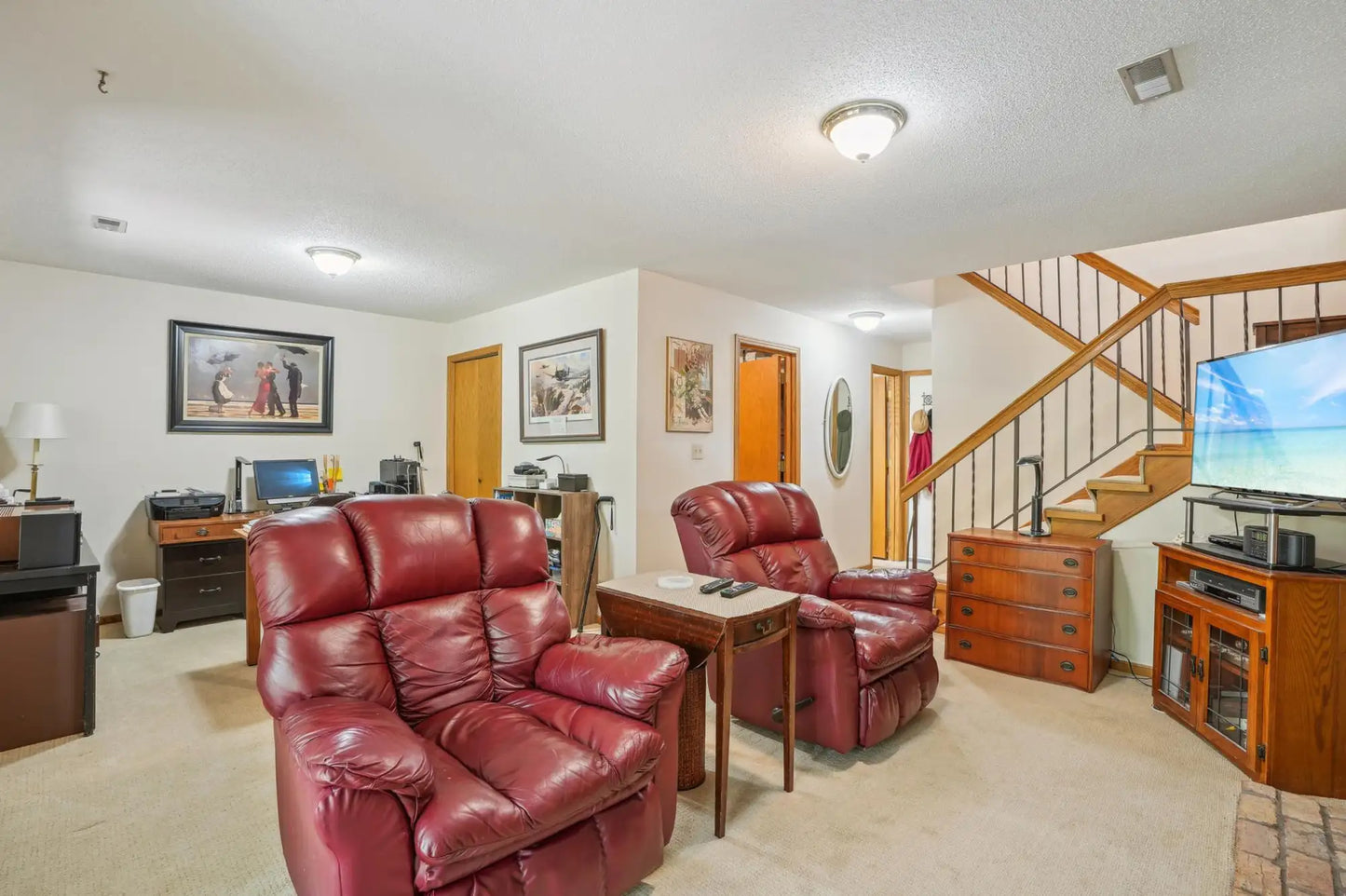 6637 Falstaff Road, Woodbury, MN 55125