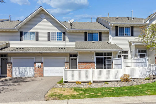 2692 Mallard Drive, Woodbury, MN 55125