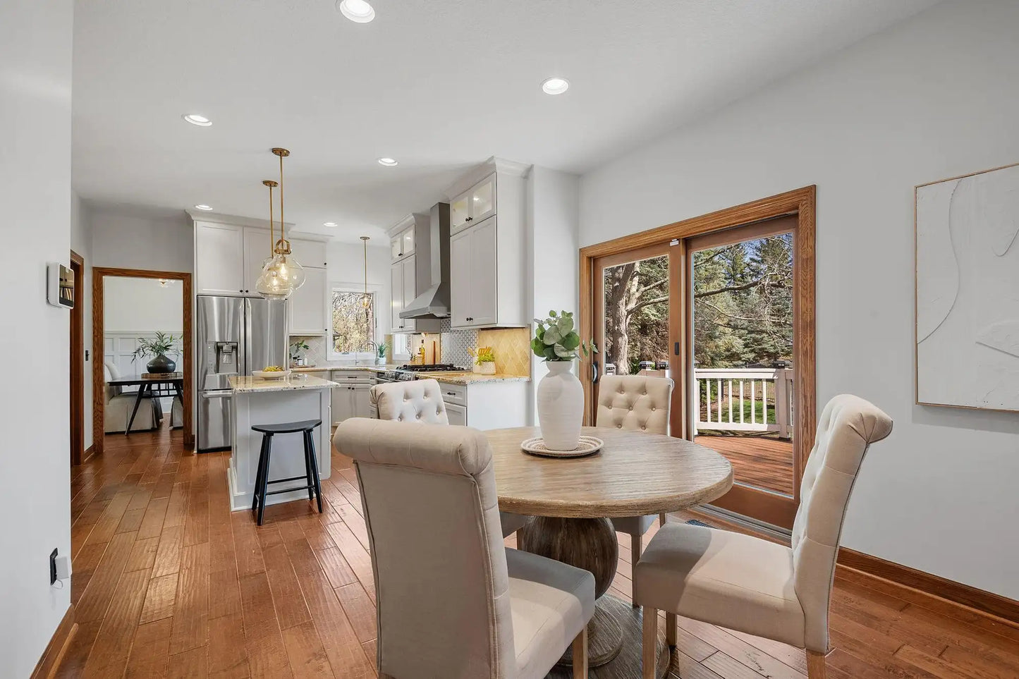 9137 Edinburgh Lane, Woodbury, MN 55125