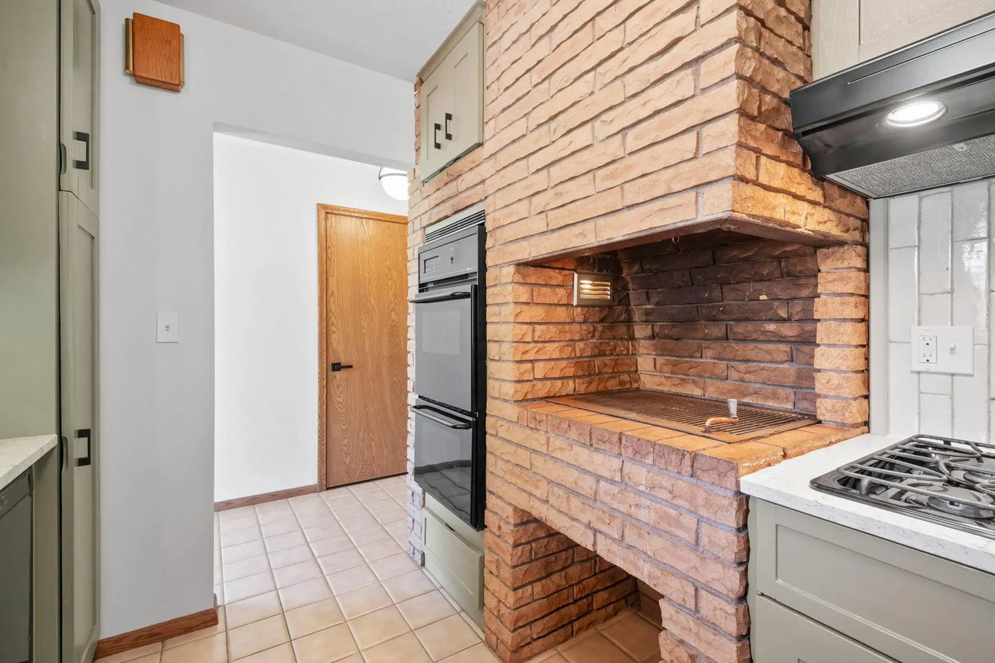 5754 Holiday Court, Minnetonka, MN 55345
