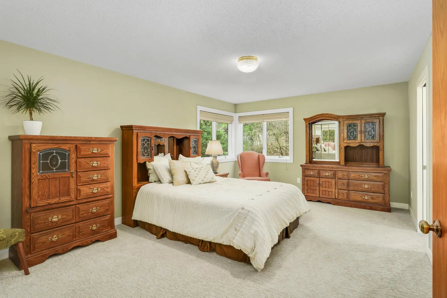 20503 Juno Trail, Lakeville, MN 55044