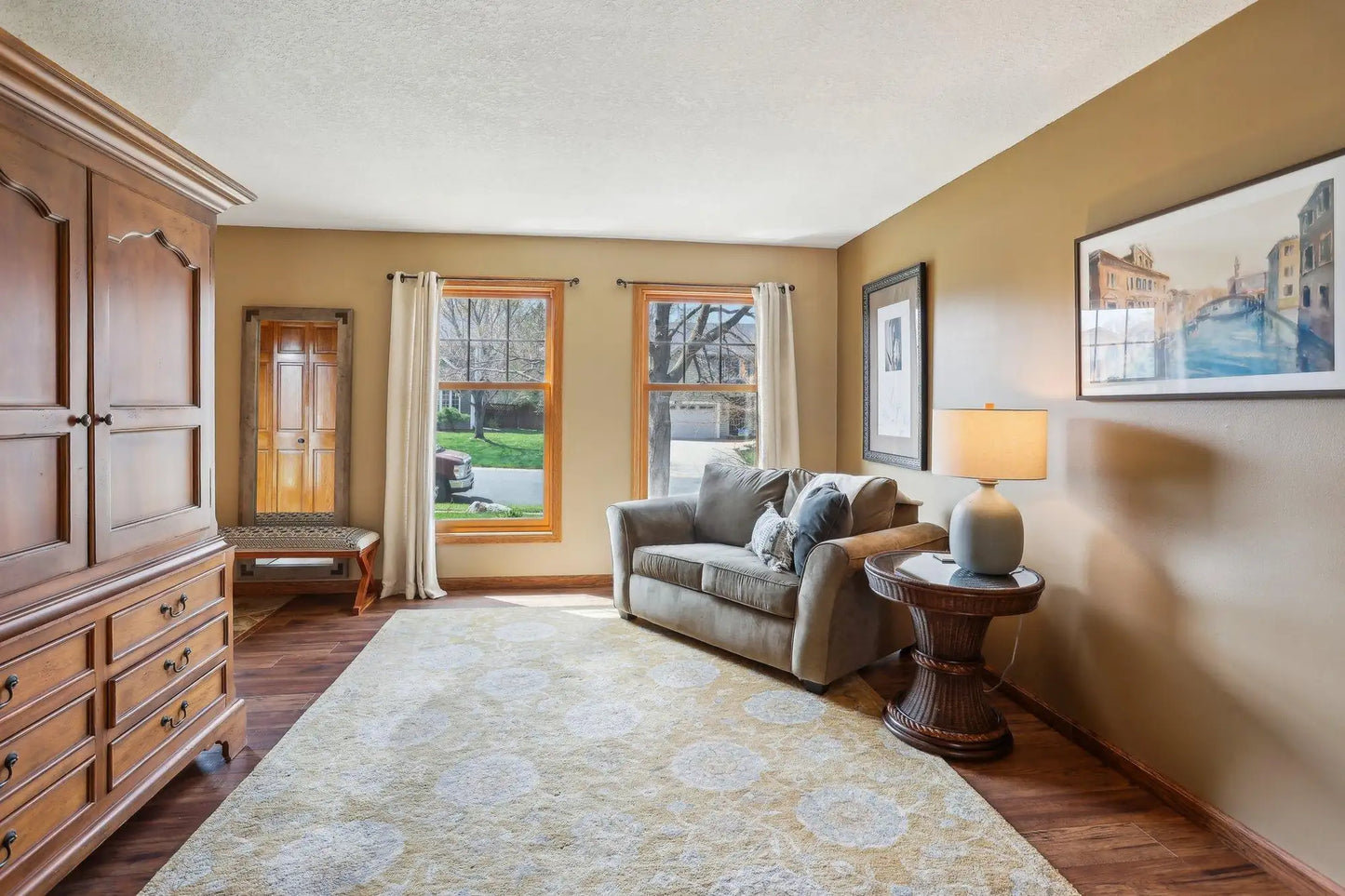 3676 Ashbury Road, Eagan, MN 55122