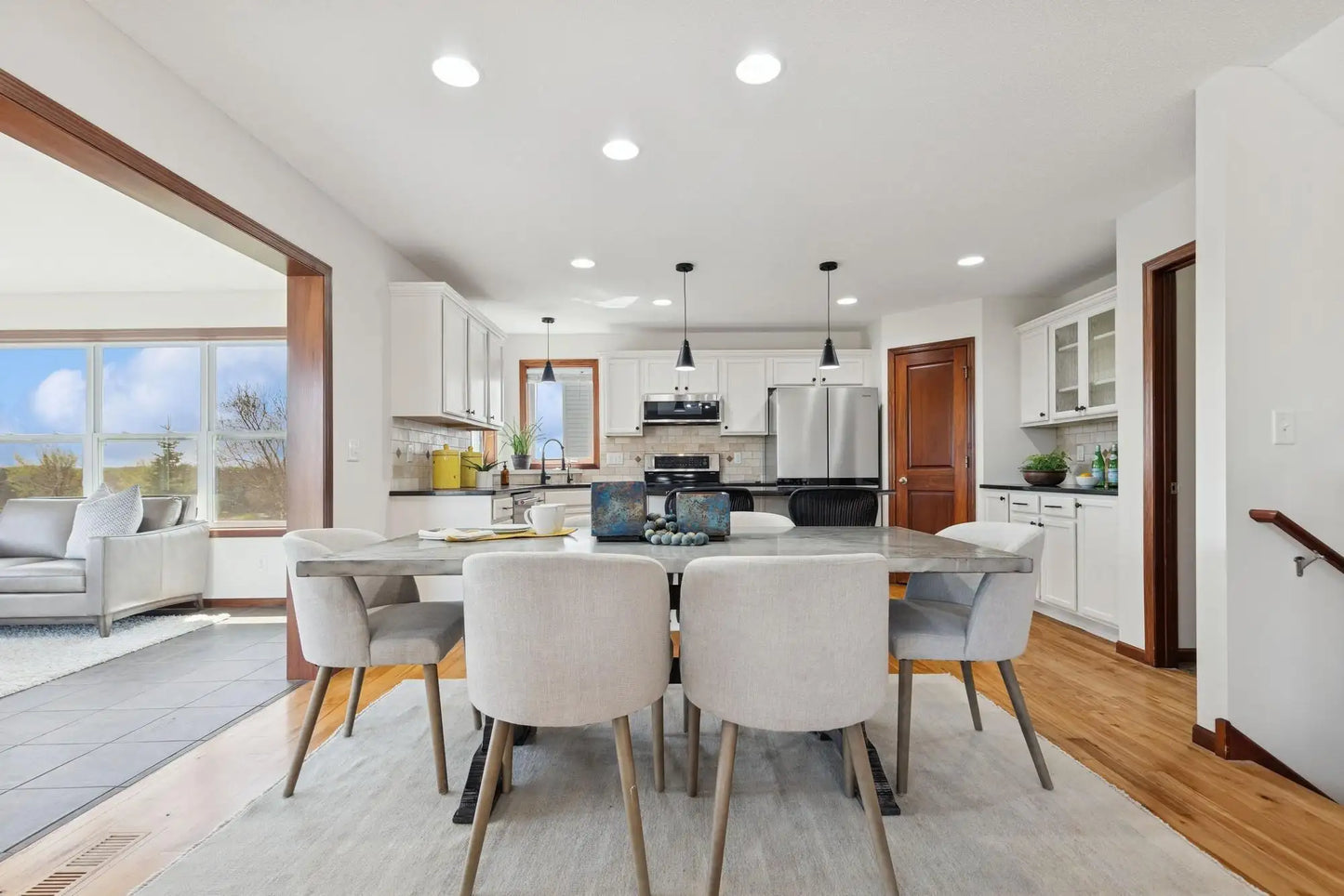 16281 Tahinka Court, Prior Lake, MN 55372