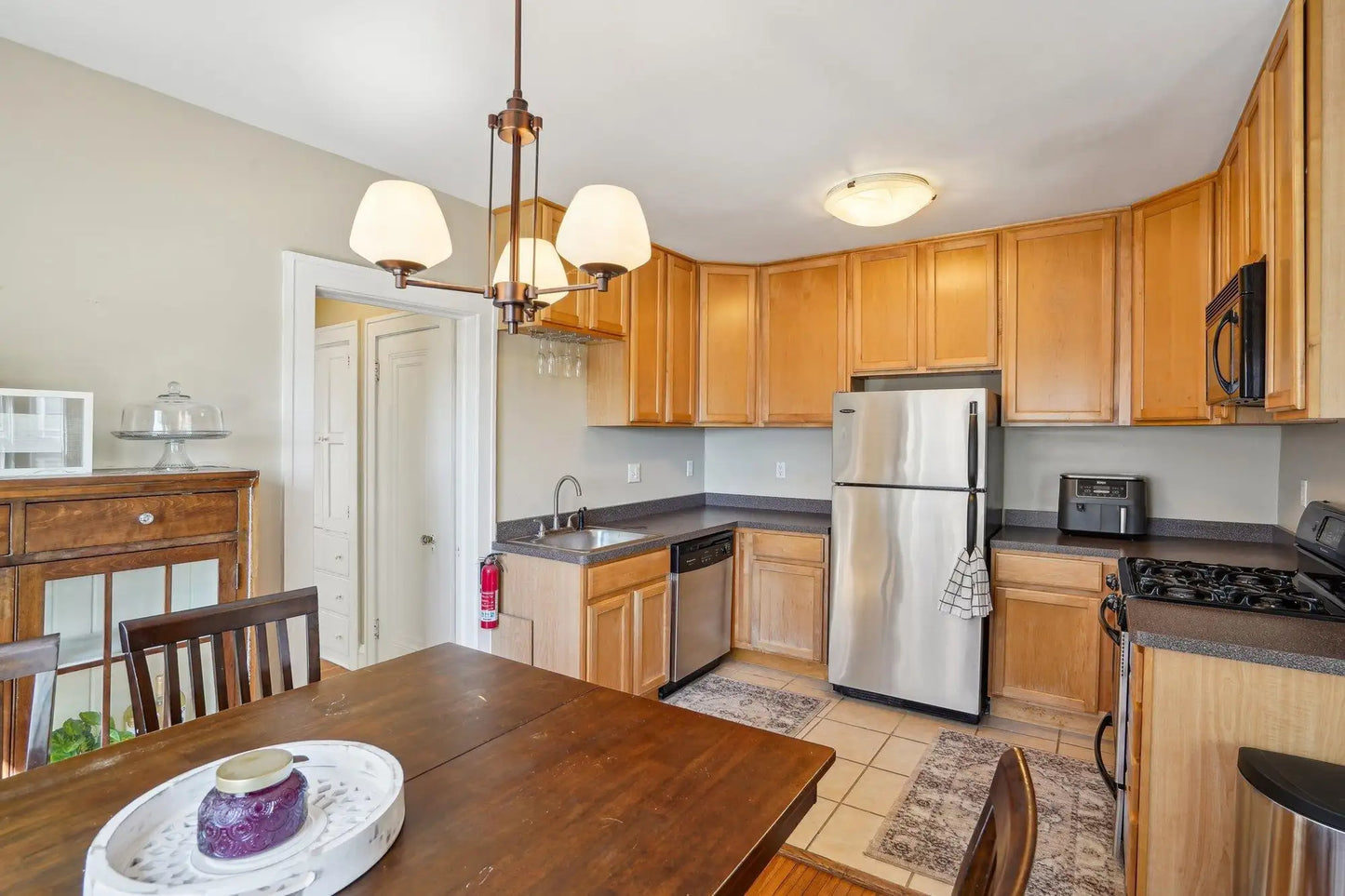 522 Ridgewood Avenue, Minneapolis, MN 55403