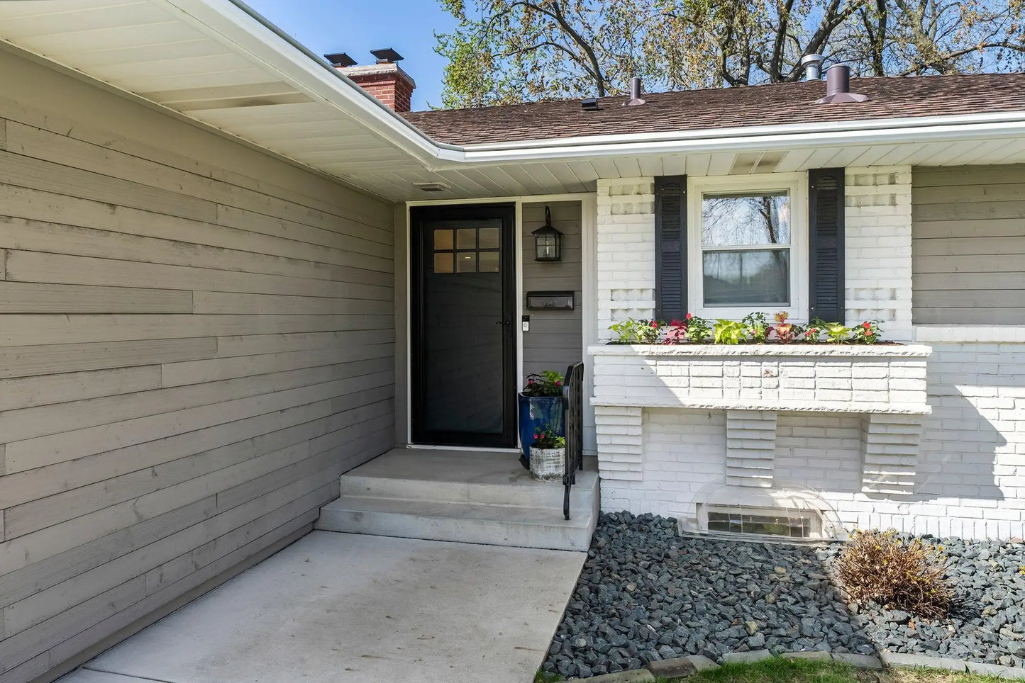6120 Loren Drive, Minneapolis, MN 55417
