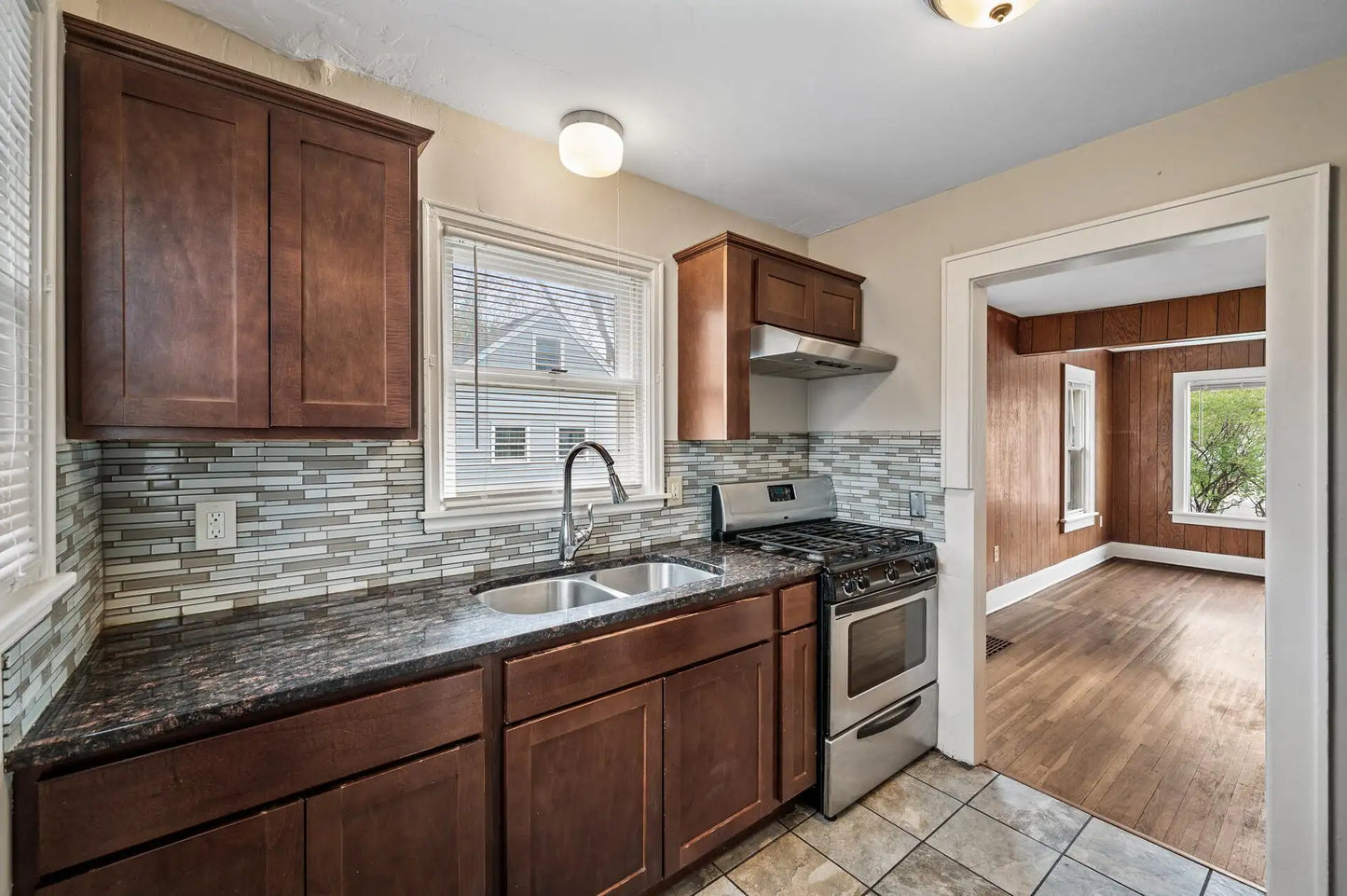 6714 Corvallis Avenue, Crystal, MN 55428