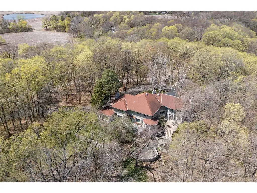 565 Ferndale Road, Wayzata, MN 55391
