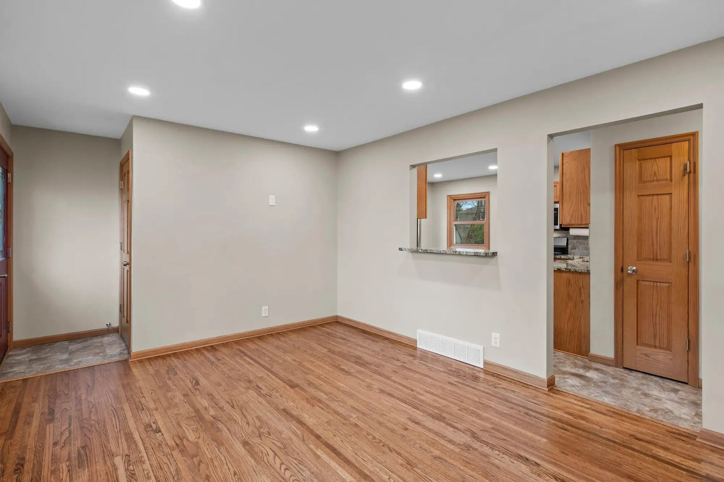 4209 Diamond Drive, Eagan, MN 55122