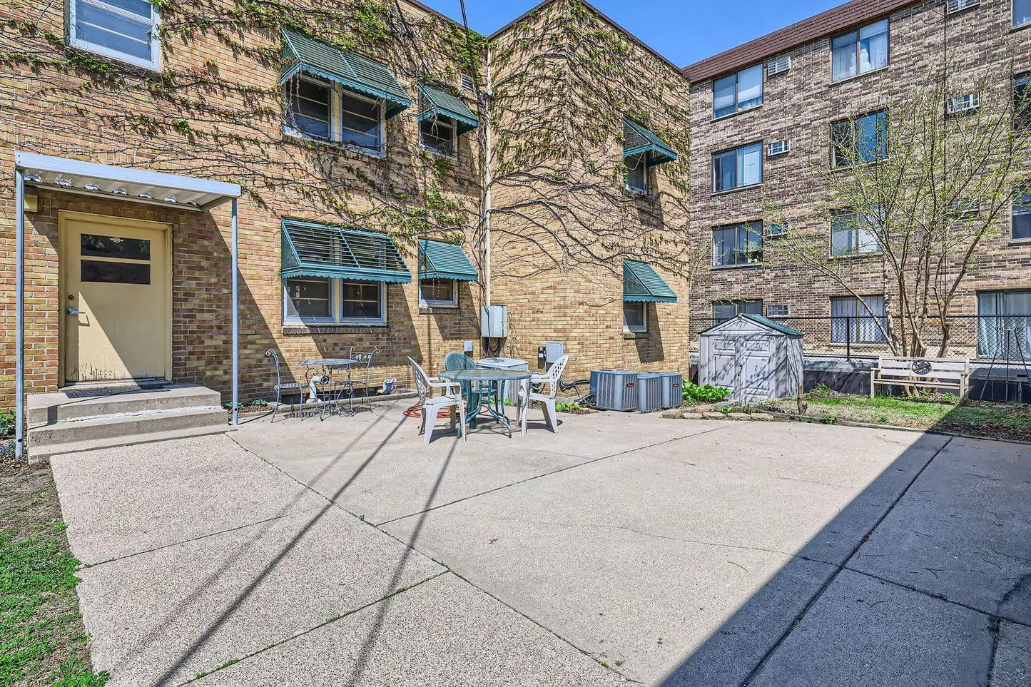 3527 Dupont Avenue, Minneapolis, MN 55408