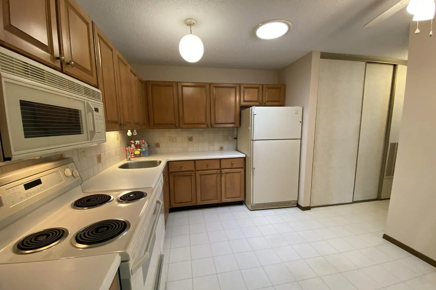 14850 18th Avenue, Plymouth, MN 55447