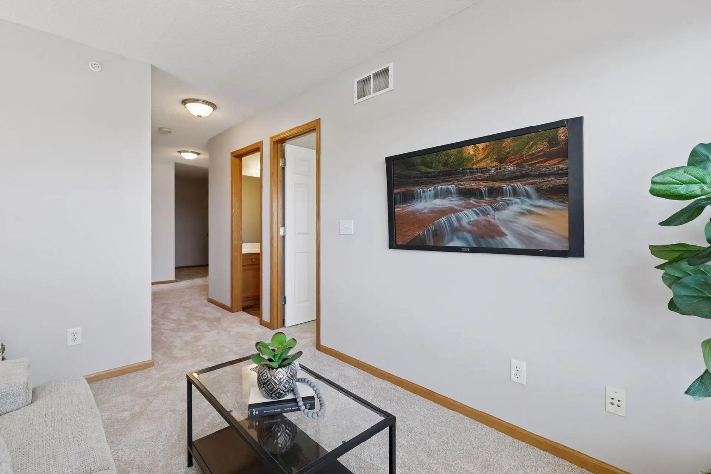 8153 133rd Street, Savage, MN 55378