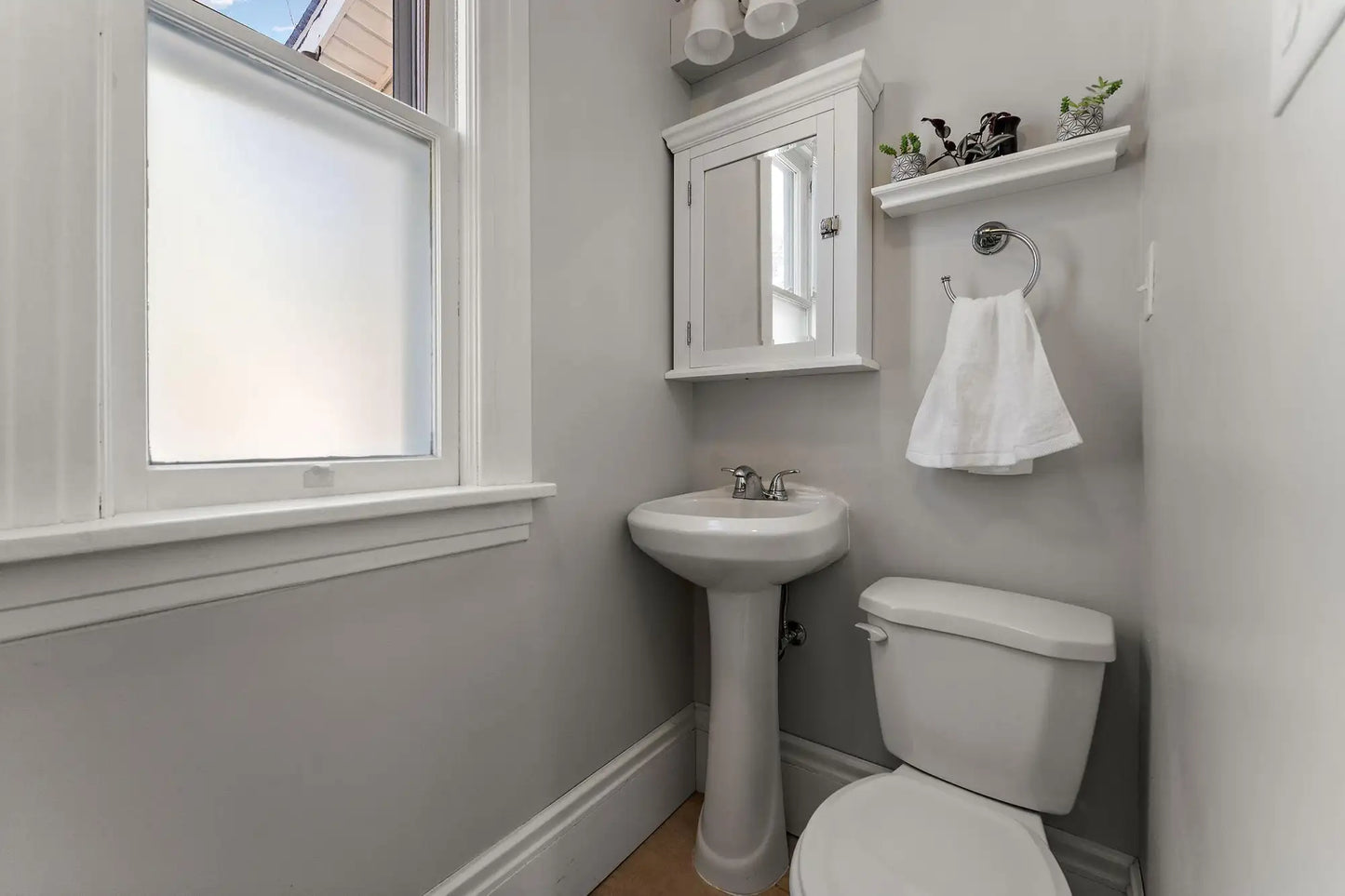 1503 Hague Avenue, Saint Paul, MN 55104