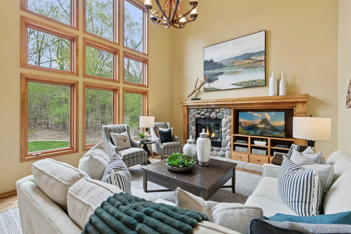 4633 Stonecliffe Drive, Eagan, MN 55122