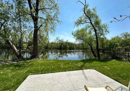 192 Transit Avenue, Roseville, MN 55113