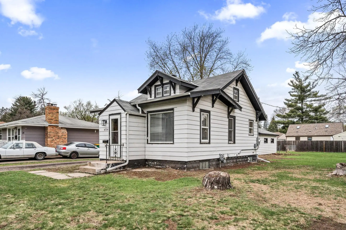 6714 Corvallis Avenue, Crystal, MN 55428